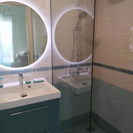 Emerald Blue Apartman Szkiáthosz
