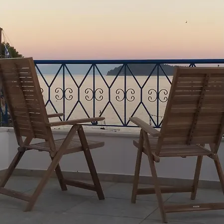 Emerald Blue Apartment Skiathos Town